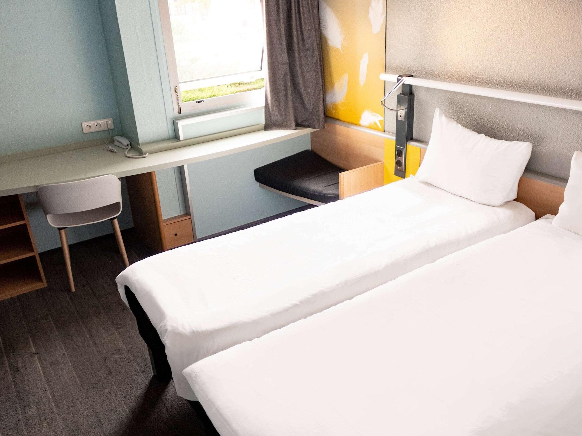 Ibis Paris Gennevilliers Hotel Exterior foto